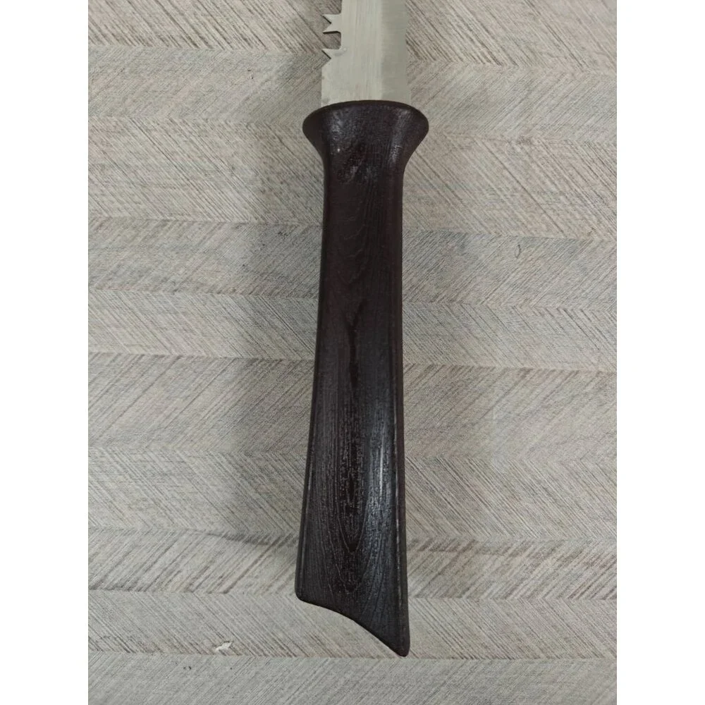 Quikut crafted carving